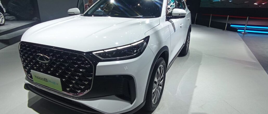 Chery Tiggo 8 PHEV TERBARU